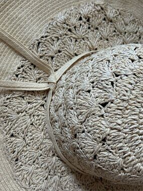 METALLIC WOVEN SUNHAT

CROCHET crown
With Metallic hints

Great SUNHAT